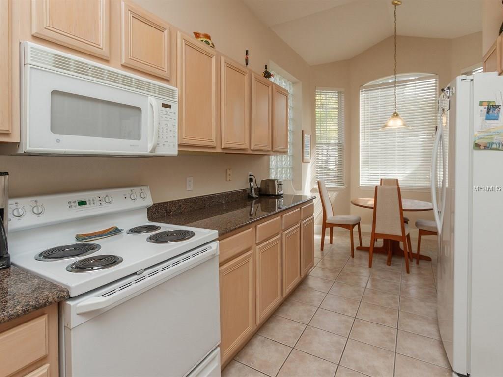 8403 FOXWORTH CIR CIRCLE, ORLANDO, Florida 32819, 3 Bedrooms Bedrooms, 7 Rooms Rooms,2 BathroomsBathrooms,Residential,For sale,FOXWORTH CIR,O5561297