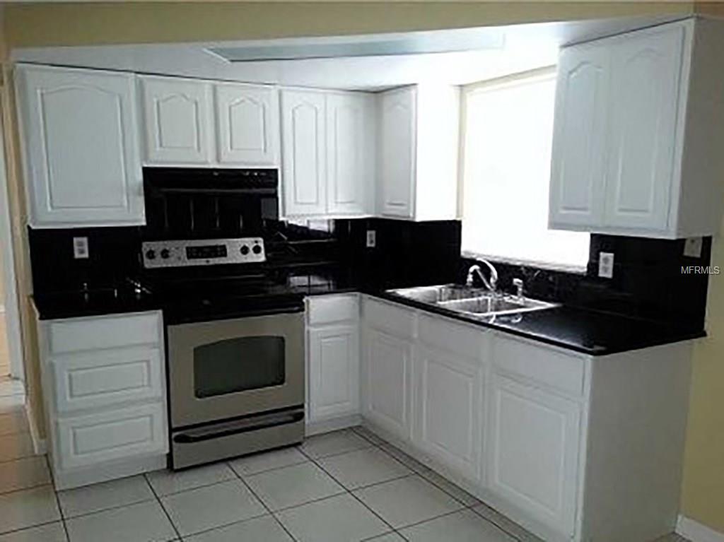 7814 FOX HOLLOW DRIVE, PORT RICHEY, Florida 34668, 3 Bedrooms Bedrooms, 6 Rooms Rooms,1 BathroomBathrooms,Residential,For sale,FOX HOLLOW,U7847493