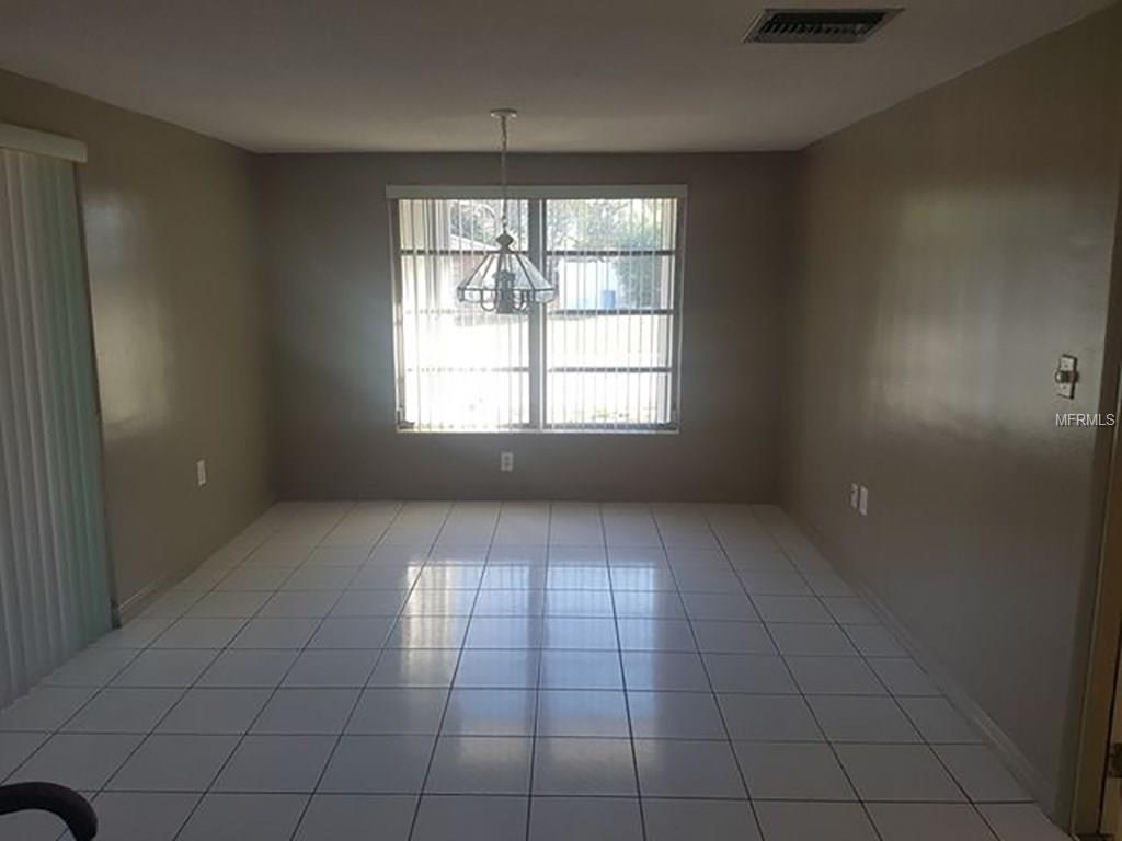 7814 FOX HOLLOW DRIVE, PORT RICHEY, Florida 34668, 3 Bedrooms Bedrooms, 6 Rooms Rooms,1 BathroomBathrooms,Residential,For sale,FOX HOLLOW,U7847493