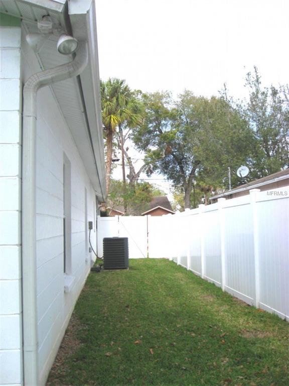 2705 E 23RD AVENUE, TAMPA, Florida 33605, 3 Bedrooms Bedrooms, 5 Rooms Rooms,2 BathroomsBathrooms,Residential,For sale,23RD,A4210071