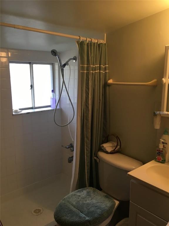 ASTOR, Florida 32102, 3 Bedrooms Bedrooms, 8 Rooms Rooms,2 BathroomsBathrooms,Residential,For sale,V4717415