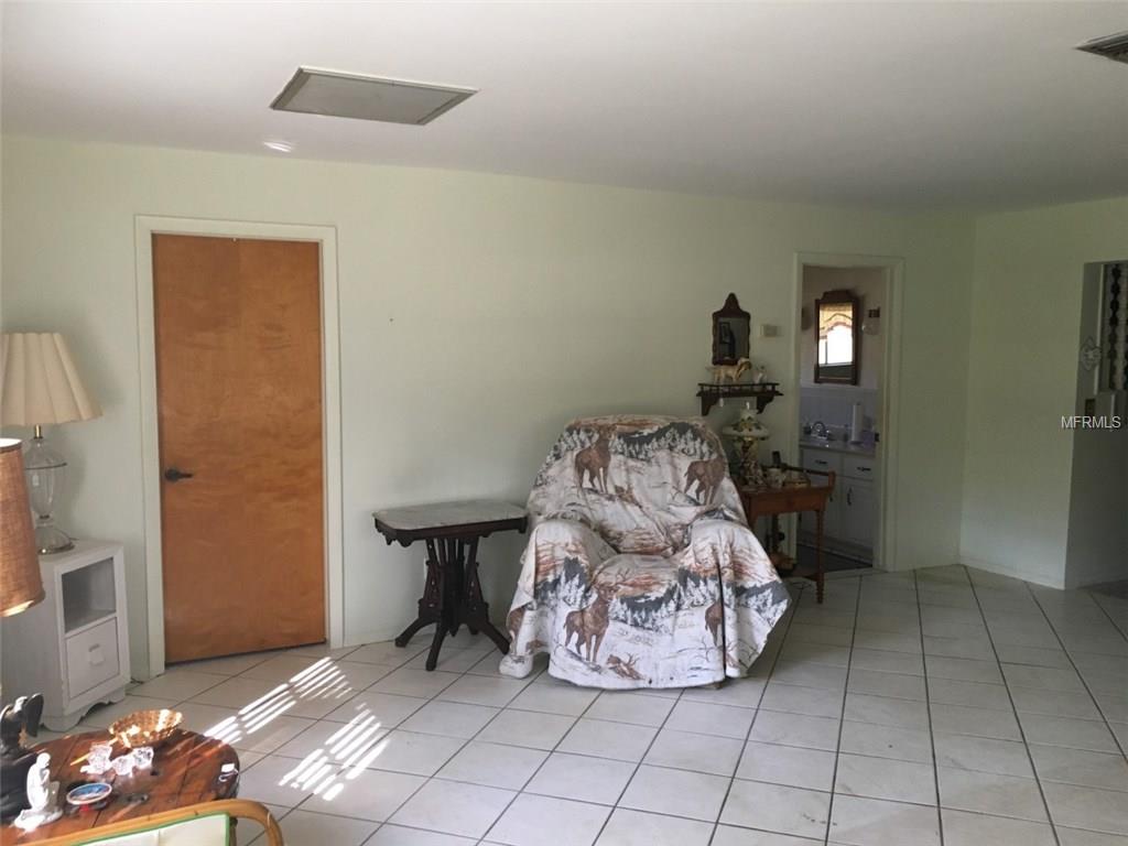 ASTOR, Florida 32102, 3 Bedrooms Bedrooms, 8 Rooms Rooms,2 BathroomsBathrooms,Residential,For sale,V4717415