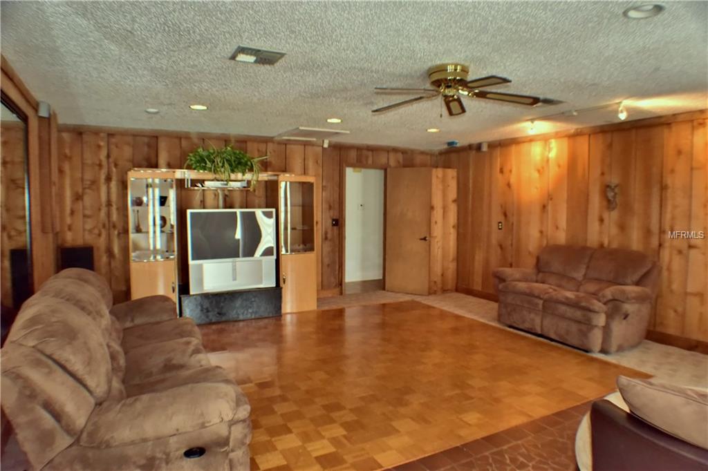 78 COLEMAN ROAD, WINTER HAVEN, Florida 33880, 3 Bedrooms Bedrooms, 6 Rooms Rooms,2 BathroomsBathrooms,Residential,For sale,COLEMAN,P4716398