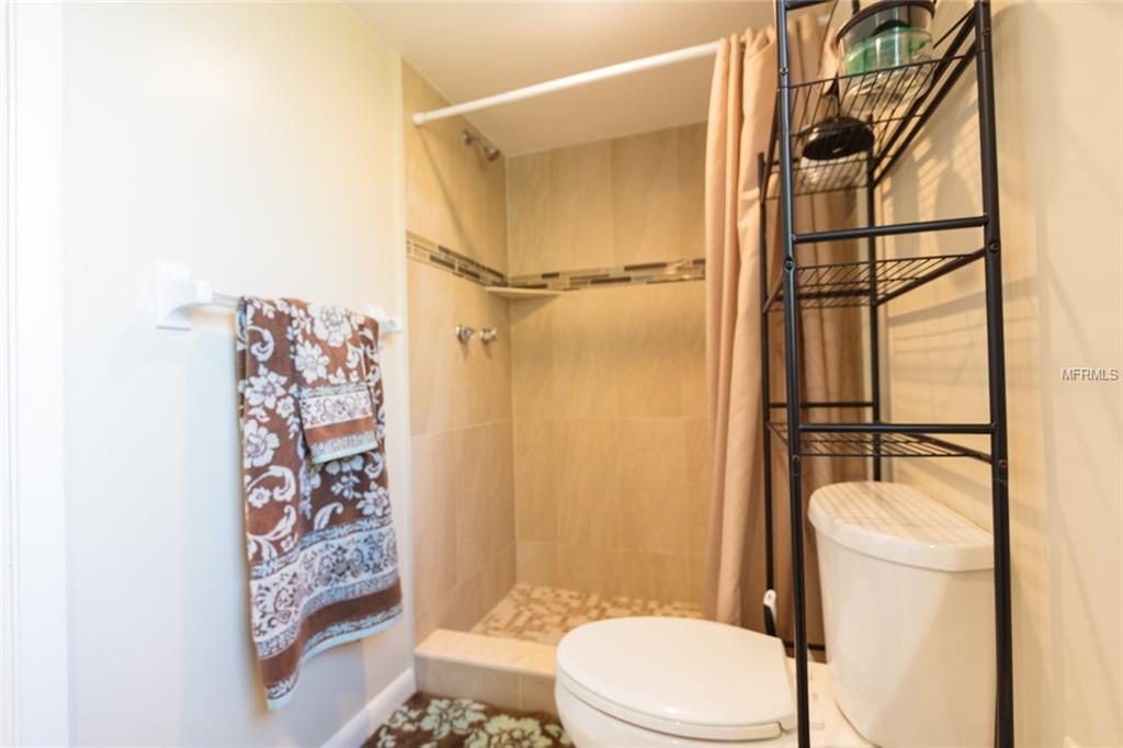 2151 HILLWOOD COURT, CLEARWATER, Florida 33763, 3 Bedrooms Bedrooms, 3 Rooms Rooms,2 BathroomsBathrooms,Residential,For sale,HILLWOOD,U7842937