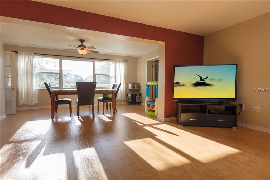 2151 HILLWOOD COURT, CLEARWATER, Florida 33763, 3 Bedrooms Bedrooms, 3 Rooms Rooms,2 BathroomsBathrooms,Residential,For sale,HILLWOOD,U7842937