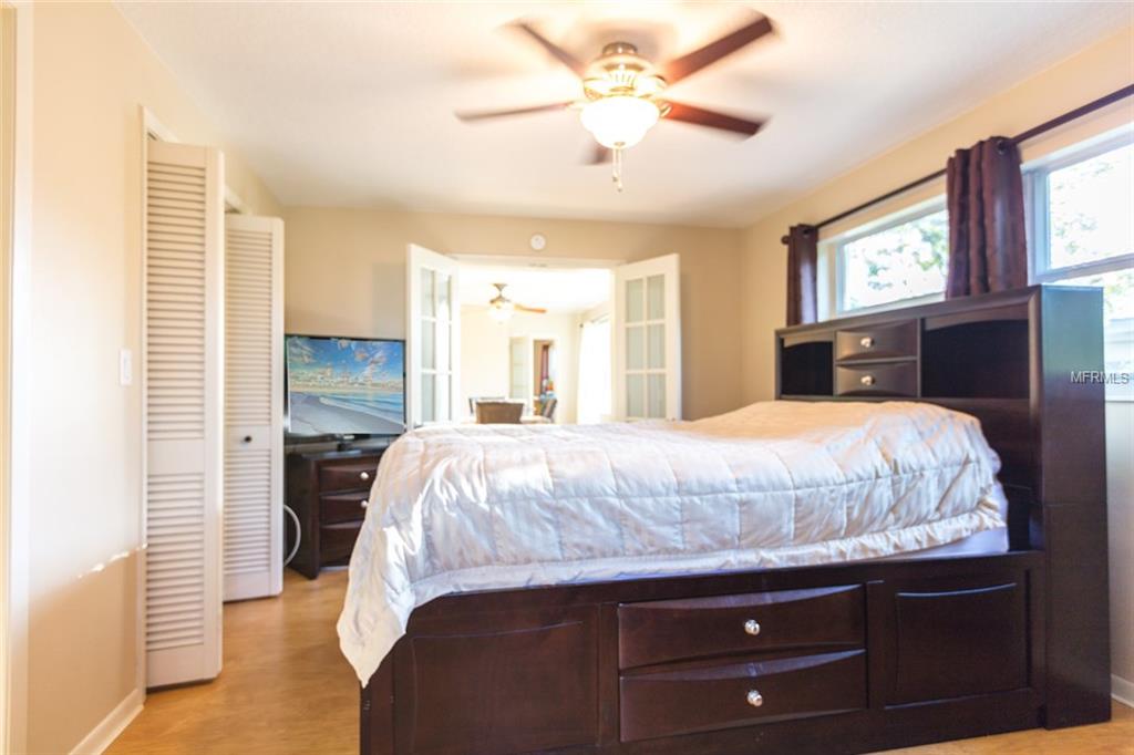 2151 HILLWOOD COURT, CLEARWATER, Florida 33763, 3 Bedrooms Bedrooms, 3 Rooms Rooms,2 BathroomsBathrooms,Residential,For sale,HILLWOOD,U7842937