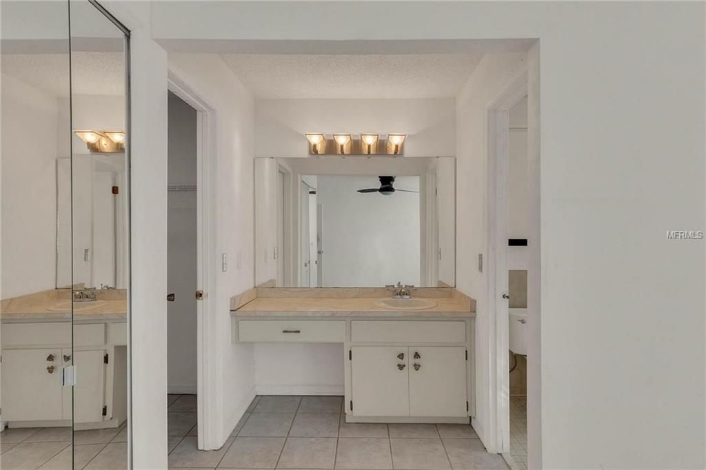 7812 WHITE ASH STREET, ORLANDO, Florida 32819, 3 Bedrooms Bedrooms, 8 Rooms Rooms,2 BathroomsBathrooms,Residential,For sale,WHITE ASH,O5556576