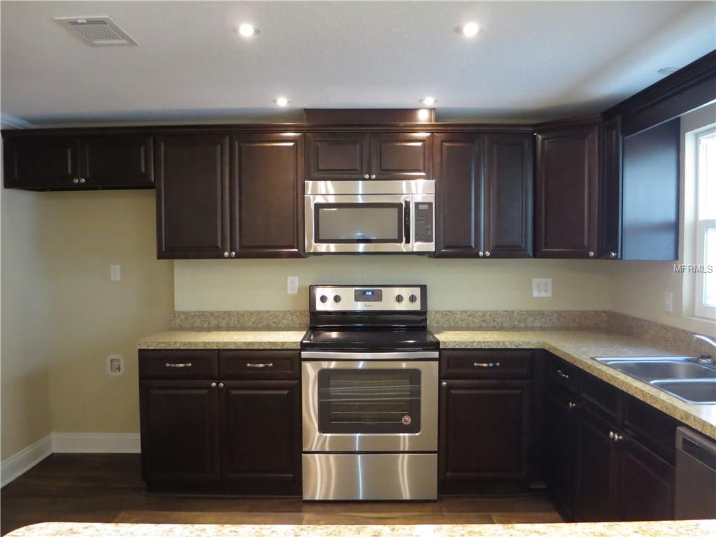 486 BAY ROAD, MOUNT DORA, Florida 32757, 3 Bedrooms Bedrooms, 6 Rooms Rooms,2 BathroomsBathrooms,Residential,For sale,BAY,G4852223