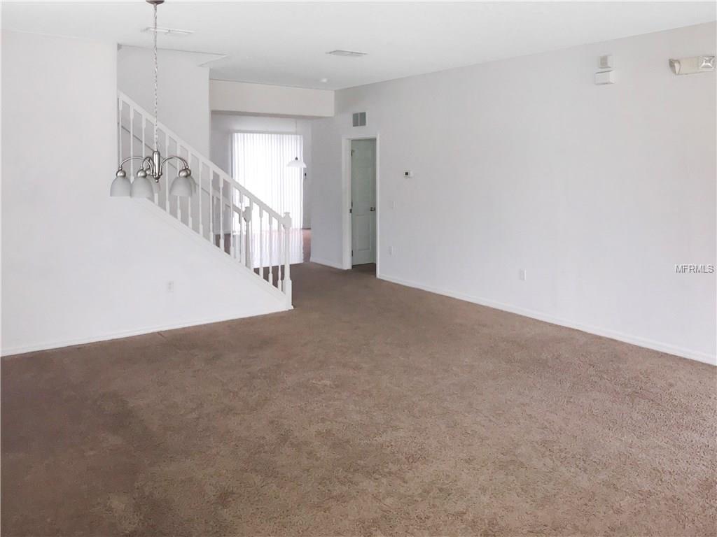 212 WILLOW VIEW DRIVE, DAVENPORT, Florida 33896, 5 Bedrooms Bedrooms, 6 Rooms Rooms,4 BathroomsBathrooms,Residential,For sale,WILLOW VIEW,S4857050