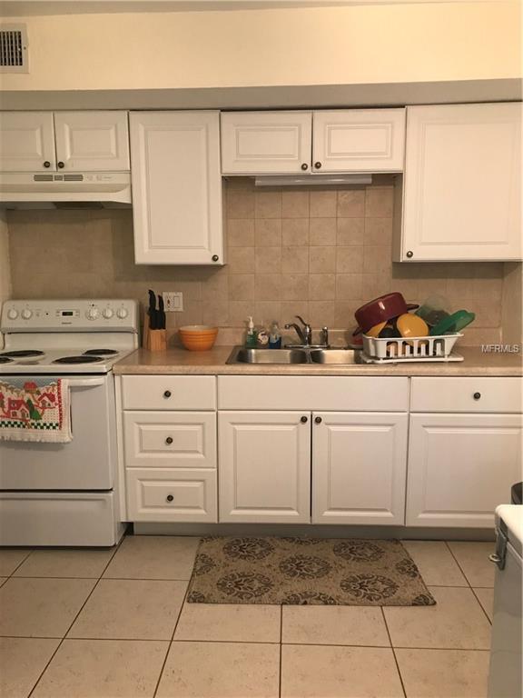 7317 ROYAL PALM DRIVE, NEW PORT RICHEY, Florida 34652, 3 Bedrooms Bedrooms, 3 Rooms Rooms,2 BathroomsBathrooms,Residential,For sale,ROYAL PALM,W7637832