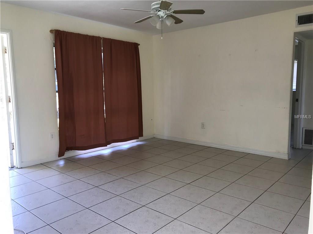 7317 ROYAL PALM DRIVE, NEW PORT RICHEY, Florida 34652, 3 Bedrooms Bedrooms, 3 Rooms Rooms,2 BathroomsBathrooms,Residential,For sale,ROYAL PALM,W7637832