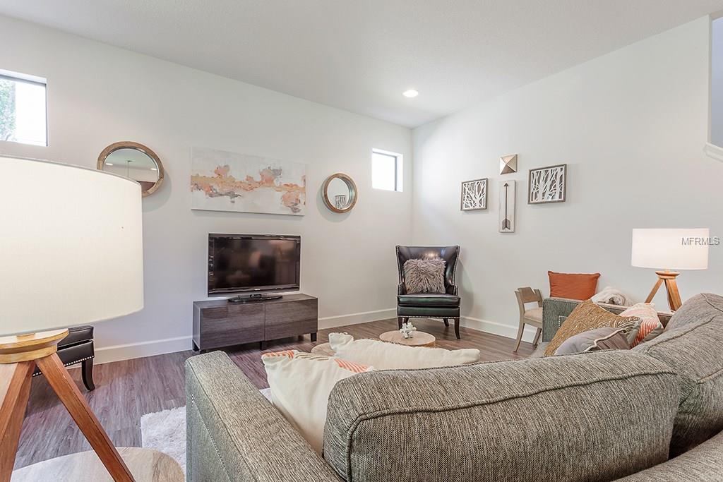 7510 S SWOOPE STREET, TAMPA, Florida 33616, 4 Bedrooms Bedrooms, 8 Rooms Rooms,3 BathroomsBathrooms,Residential,For sale,SWOOPE,T2892616