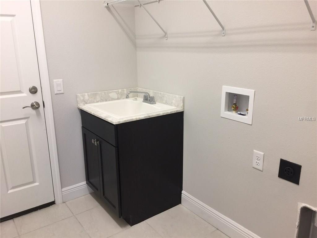 1048 145TH STREET CIRCLE NE, BRADENTON, Florida 34212, 3 Bedrooms Bedrooms, 4 Rooms Rooms,3 BathroomsBathrooms,Residential,For sale,145TH STREET,A4195423