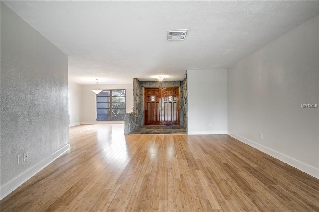 2962 HEATHER TRAIL, CLEARWATER, Florida 33761, 4 Bedrooms Bedrooms, 3 Rooms Rooms,3 BathroomsBathrooms,Residential,For sale,HEATHER,U7843634