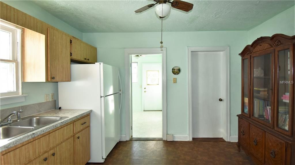 3200 21ST STREET N, ST PETERSBURG, Florida 33713, 2 Bedrooms Bedrooms, 8 Rooms Rooms,1 BathroomBathrooms,Residential,For sale,21ST,U7844333