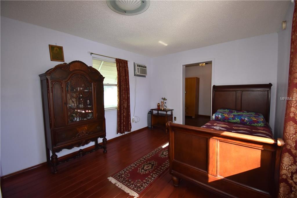 3200 21ST STREET N, ST PETERSBURG, Florida 33713, 2 Bedrooms Bedrooms, 8 Rooms Rooms,1 BathroomBathrooms,Residential,For sale,21ST,U7844333