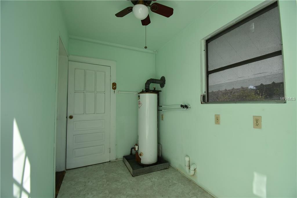 3200 21ST STREET N, ST PETERSBURG, Florida 33713, 2 Bedrooms Bedrooms, 8 Rooms Rooms,1 BathroomBathrooms,Residential,For sale,21ST,U7844333