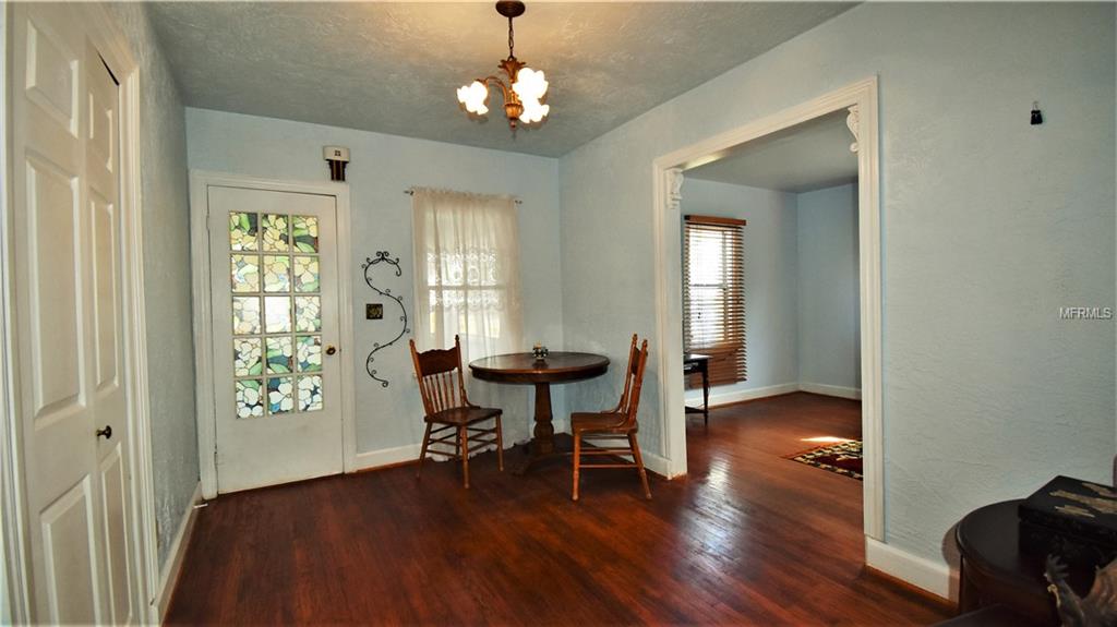 3200 21ST STREET N, ST PETERSBURG, Florida 33713, 2 Bedrooms Bedrooms, 8 Rooms Rooms,1 BathroomBathrooms,Residential,For sale,21ST,U7844333