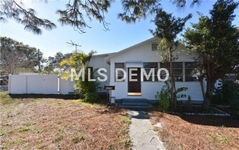 3200 21ST STREET N, ST PETERSBURG, Florida 33713, 2 Bedrooms Bedrooms, 8 Rooms Rooms,1 BathroomBathrooms,Residential,For sale,21ST,U7844333