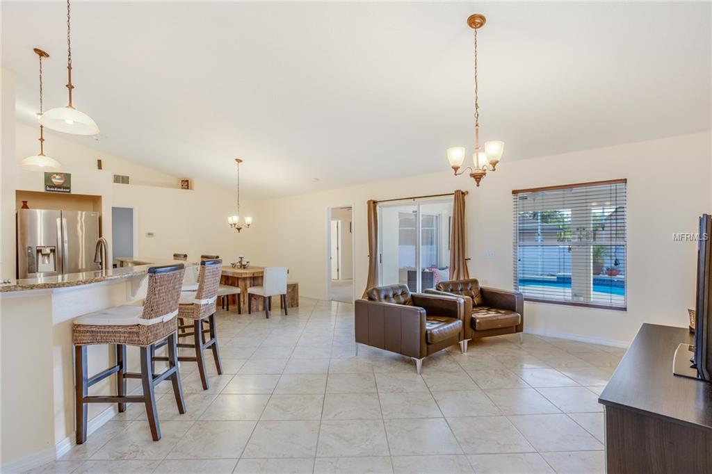 2911 EVANS WAY, KISSIMMEE, Florida 34758, 4 Bedrooms Bedrooms, 9 Rooms Rooms,3 BathroomsBathrooms,Residential,For sale,EVANS,G4852072