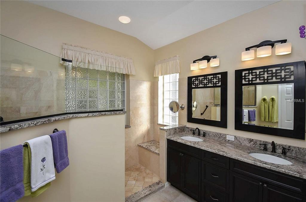 17755 COURTSIDE LANDINGS CIRCLE, PUNTA GORDA, Florida 33955, 2 Bedrooms Bedrooms, 6 Rooms Rooms,2 BathroomsBathrooms,Residential,For sale,COURTSIDE LANDINGS,C7248509