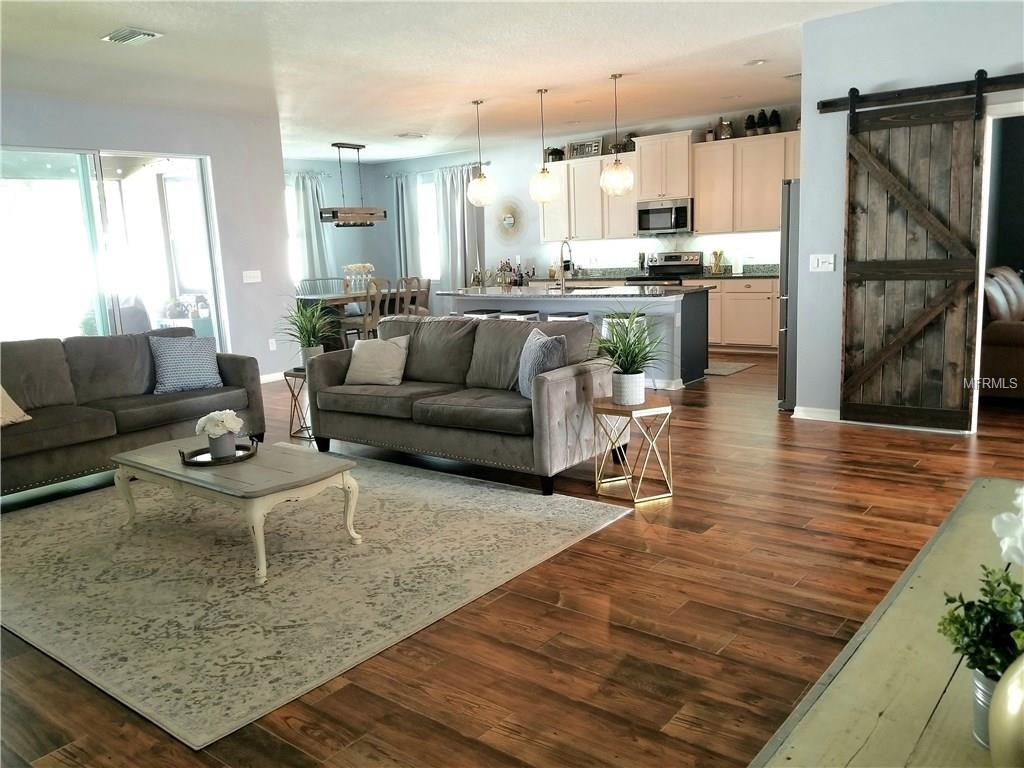 10430 RIVERDALE RISE DRIVE, RIVERVIEW, Florida 33578, 3 Bedrooms Bedrooms, 9 Rooms Rooms,3 BathroomsBathrooms,Residential,For sale,RIVERDALE RISE,T2927259