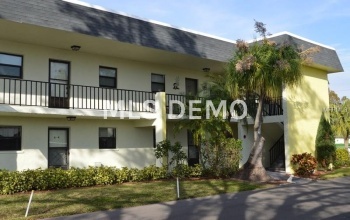 1749 S HIGHLAND AVE, CLEARWATER, Florida 33756, 2 Bedrooms Bedrooms, 5 Rooms Rooms,2 BathroomsBathrooms,Residential,For sale,S HIGHLAND AVE,U7847329