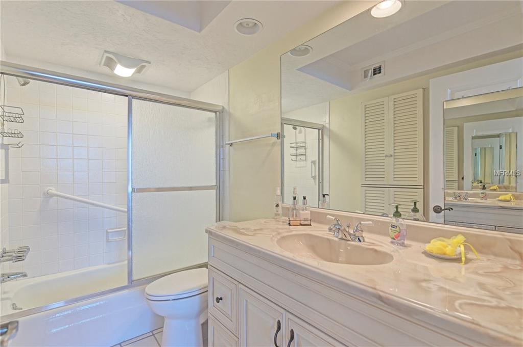 555 THE ESPLANADE N, VENICE, Florida 34285, 2 Bedrooms Bedrooms, 6 Rooms Rooms,2 BathroomsBathrooms,Residential,For sale,THE ESPLANADE,N5916408