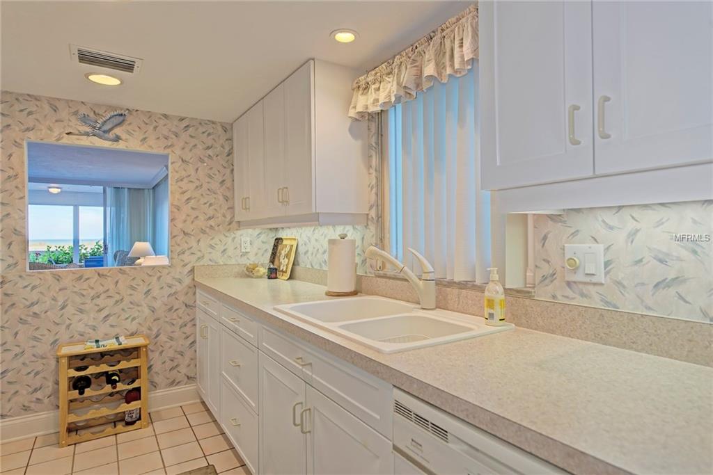 555 THE ESPLANADE N, VENICE, Florida 34285, 2 Bedrooms Bedrooms, 6 Rooms Rooms,2 BathroomsBathrooms,Residential,For sale,THE ESPLANADE,N5916408