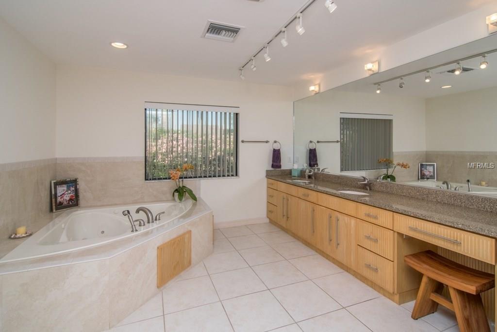 4400 45TH STREET S, ST PETERSBURG, Florida 33711, 4 Bedrooms Bedrooms, 8 Rooms Rooms,3 BathroomsBathrooms,Residential,For sale,45TH,U7812361