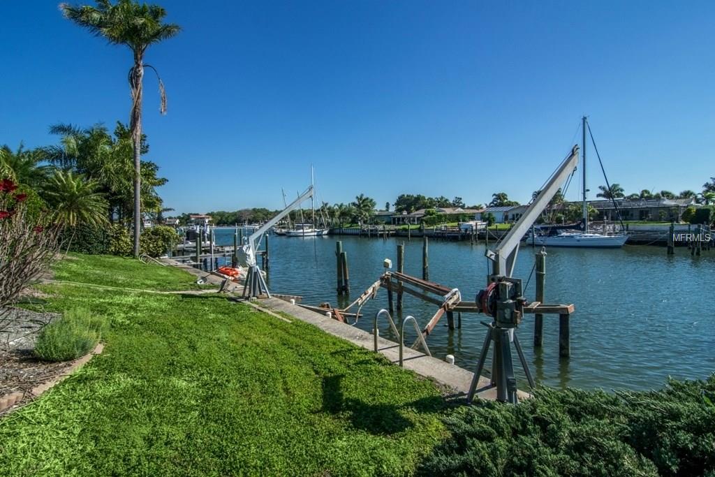 4400 45TH STREET S, ST PETERSBURG, Florida 33711, 4 Bedrooms Bedrooms, 8 Rooms Rooms,3 BathroomsBathrooms,Residential,For sale,45TH,U7812361