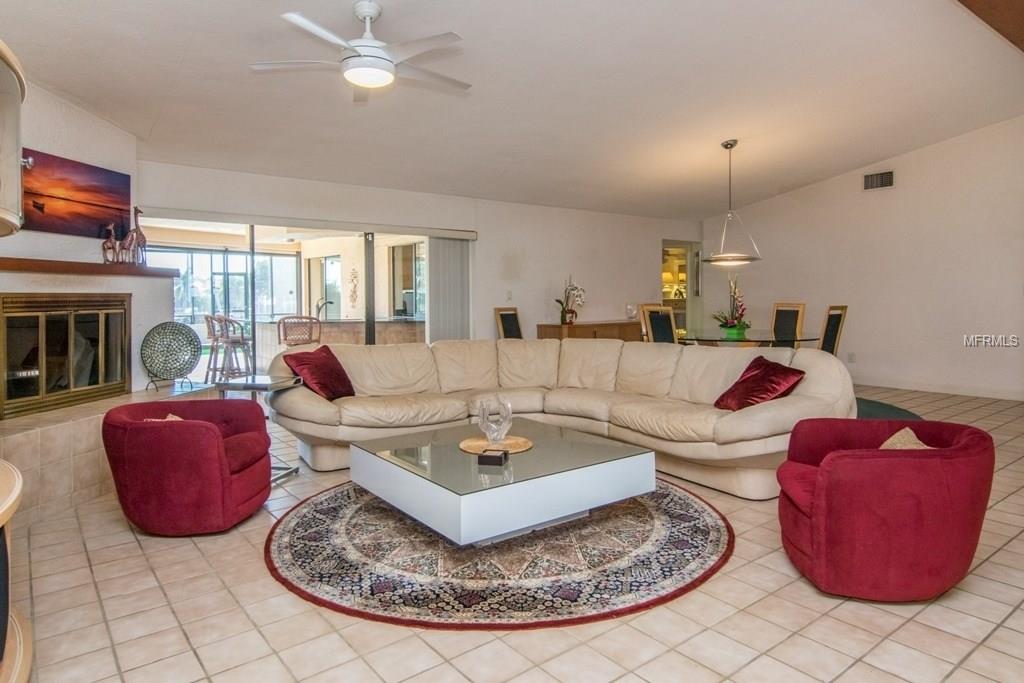 4400 45TH STREET S, ST PETERSBURG, Florida 33711, 4 Bedrooms Bedrooms, 8 Rooms Rooms,3 BathroomsBathrooms,Residential,For sale,45TH,U7812361