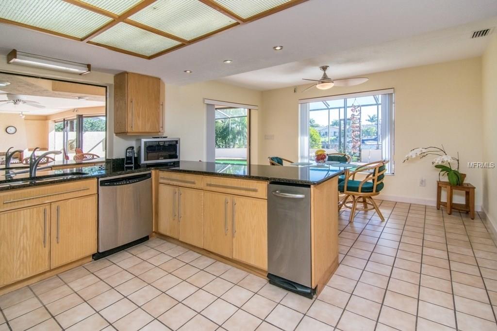 4400 45TH STREET S, ST PETERSBURG, Florida 33711, 4 Bedrooms Bedrooms, 8 Rooms Rooms,3 BathroomsBathrooms,Residential,For sale,45TH,U7812361