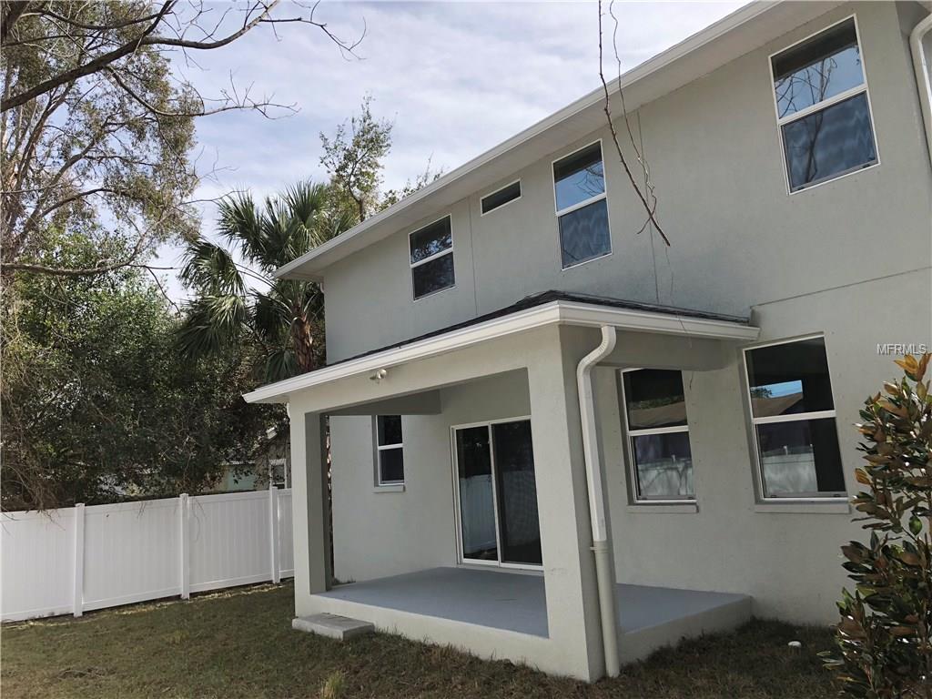 2115 W LEMON STREET, TAMPA, Florida 33606, 4 Bedrooms Bedrooms, 7 Rooms Rooms,3 BathroomsBathrooms,Residential,For sale,LEMON,T2892621
