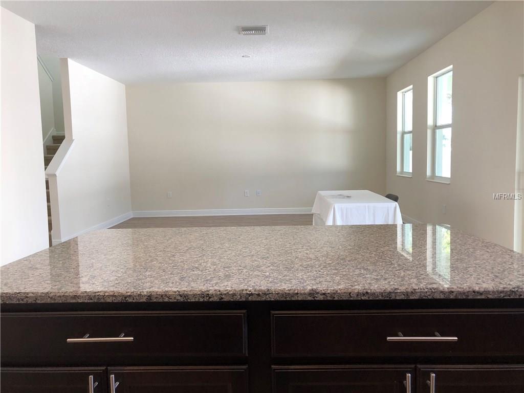 2115 W LEMON STREET, TAMPA, Florida 33606, 4 Bedrooms Bedrooms, 7 Rooms Rooms,3 BathroomsBathrooms,Residential,For sale,LEMON,T2892621