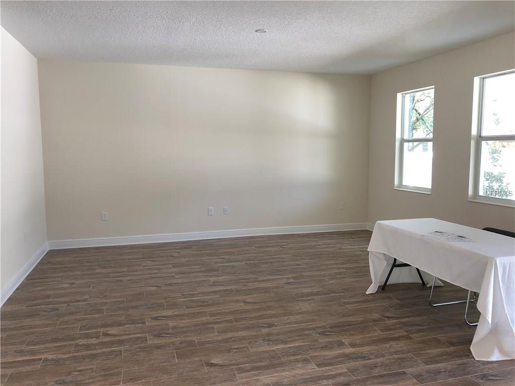 2115 W LEMON STREET, TAMPA, Florida 33606, 4 Bedrooms Bedrooms, 7 Rooms Rooms,3 BathroomsBathrooms,Residential,For sale,LEMON,T2892621