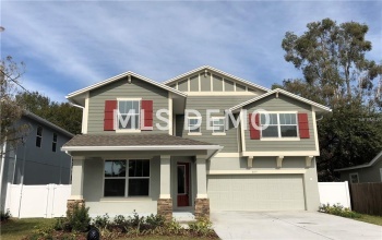 2115 W LEMON STREET, TAMPA, Florida 33606, 4 Bedrooms Bedrooms, 7 Rooms Rooms,3 BathroomsBathrooms,Residential,For sale,LEMON,T2892621