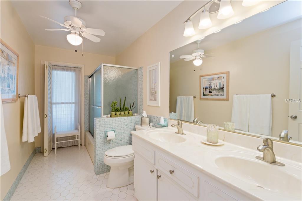 5180 VENETIAN BOULEVARD NE, ST PETERSBURG, Florida 33703, 3 Bedrooms Bedrooms, 8 Rooms Rooms,2 BathroomsBathrooms,Residential,For sale,VENETIAN,U7831138