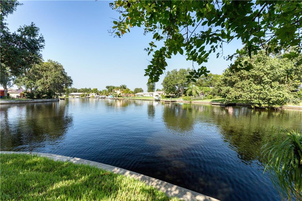 5180 VENETIAN BOULEVARD NE, ST PETERSBURG, Florida 33703, 3 Bedrooms Bedrooms, 8 Rooms Rooms,2 BathroomsBathrooms,Residential,For sale,VENETIAN,U7831138