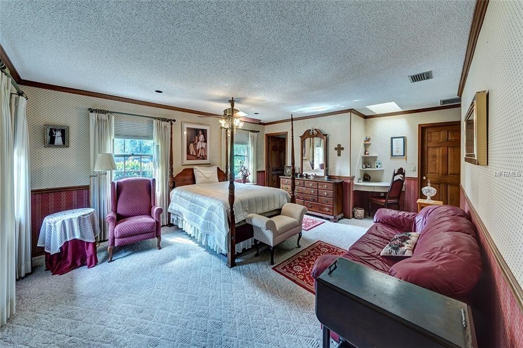 7412 17TH AVENUE NW, BRADENTON, Florida 34209, 4 Bedrooms Bedrooms, 9 Rooms Rooms,3 BathroomsBathrooms,Residential,For sale,17TH,A4203830