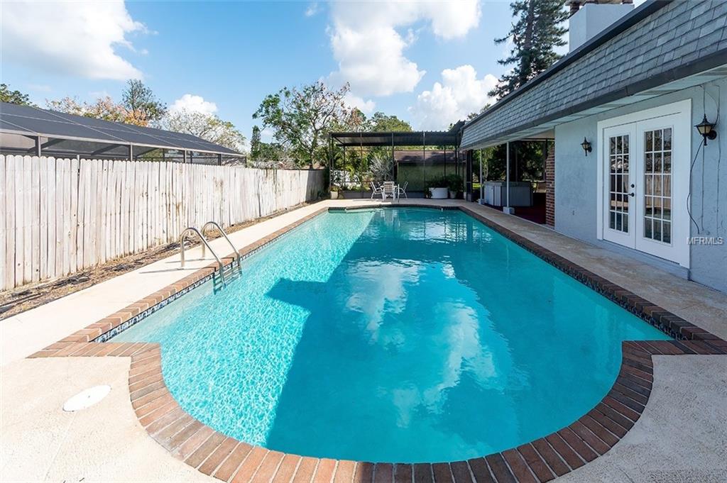 7412 17TH AVENUE NW, BRADENTON, Florida 34209, 4 Bedrooms Bedrooms, 9 Rooms Rooms,3 BathroomsBathrooms,Residential,For sale,17TH,A4203830