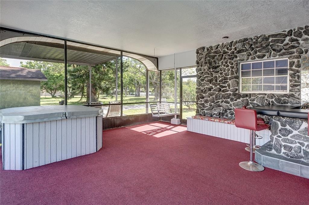 7412 17TH AVENUE NW, BRADENTON, Florida 34209, 4 Bedrooms Bedrooms, 9 Rooms Rooms,3 BathroomsBathrooms,Residential,For sale,17TH,A4203830