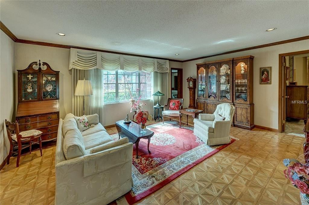 7412 17TH AVENUE NW, BRADENTON, Florida 34209, 4 Bedrooms Bedrooms, 9 Rooms Rooms,3 BathroomsBathrooms,Residential,For sale,17TH,A4203830