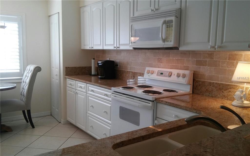 6101 34TH STREET W, BRADENTON, Florida 34210, 3 Bedrooms Bedrooms, 7 Rooms Rooms,2 BathroomsBathrooms,Residential,For sale,34TH,A4204921