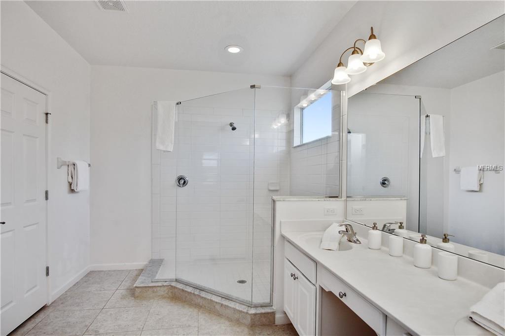 371 CABELLO DRIVE, DAVENPORT, Florida 33837, 6 Bedrooms Bedrooms, 10 Rooms Rooms,5 BathroomsBathrooms,Residential,For sale,CABELLO,S4856165