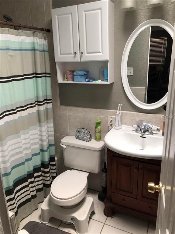 215 7TH AVENUE SW, LARGO, Florida 33770, 4 Bedrooms Bedrooms, 3 Rooms Rooms,2 BathroomsBathrooms,Residential,For sale,7TH,A4208409