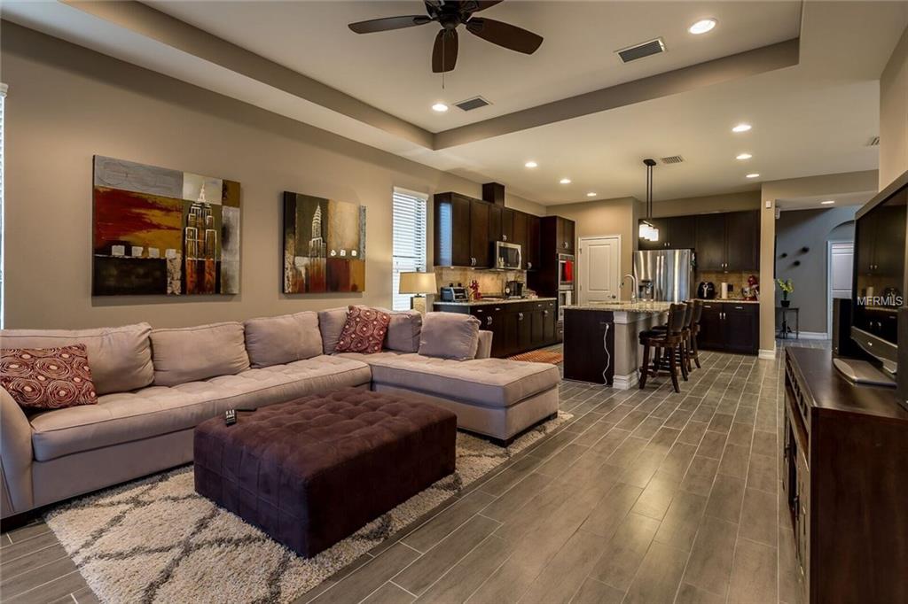 29203 PERILLI PLACE, WESLEY CHAPEL, Florida 33543, 3 Bedrooms Bedrooms, 7 Rooms Rooms,2 BathroomsBathrooms,Residential,For sale,PERILLI,T2926374