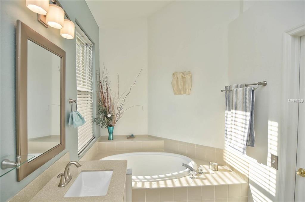 498 MEADOW SWEET CIRCLE, OSPREY, Florida 34229, 3 Bedrooms Bedrooms, 5 Rooms Rooms,2 BathroomsBathrooms,Residential,For sale,MEADOW SWEET,N5914789