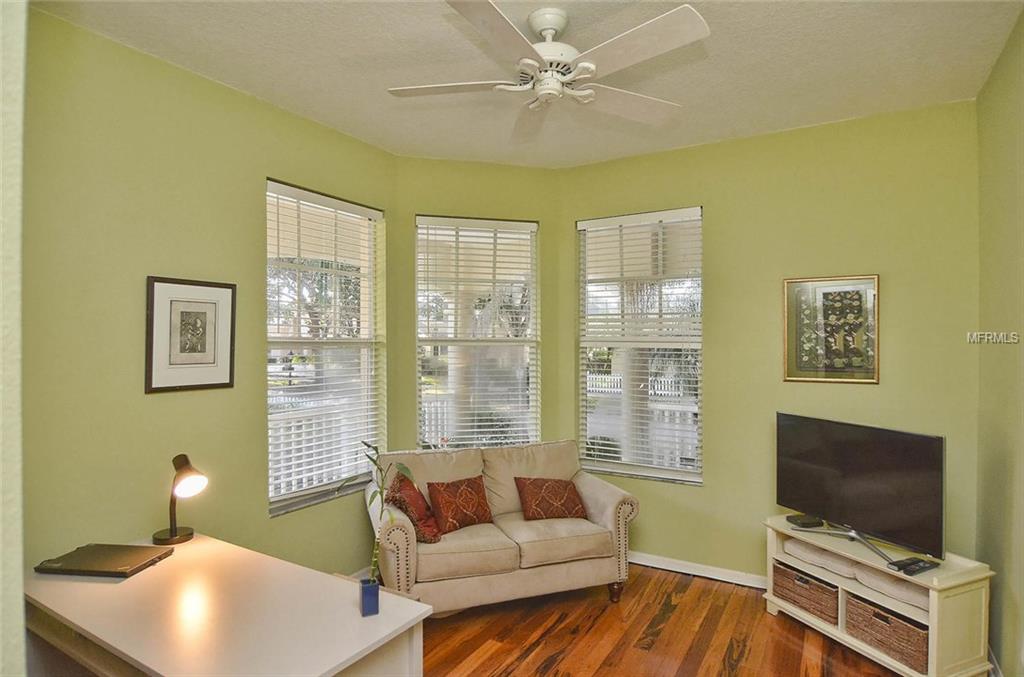 498 MEADOW SWEET CIRCLE, OSPREY, Florida 34229, 3 Bedrooms Bedrooms, 5 Rooms Rooms,2 BathroomsBathrooms,Residential,For sale,MEADOW SWEET,N5914789