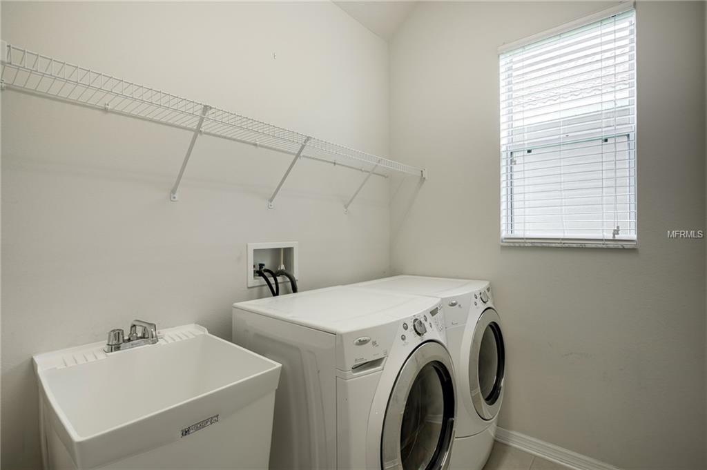 8858 NEW ALEXANDRIA LOOP, NEW PORT RICHEY, Florida 34654, 5 Bedrooms Bedrooms, 11 Rooms Rooms,4 BathroomsBathrooms,Residential,For sale,NEW ALEXANDRIA,U7838323